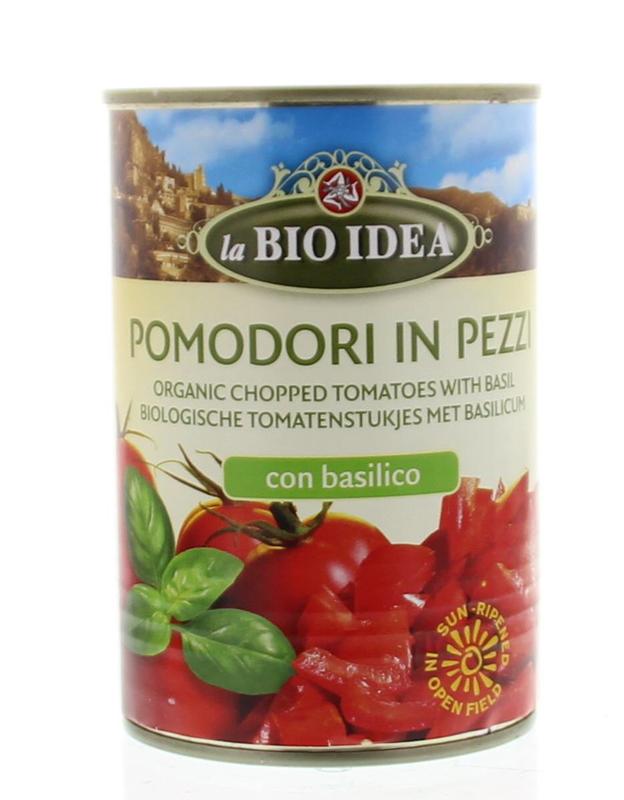 Tomatenstukjes basilicum